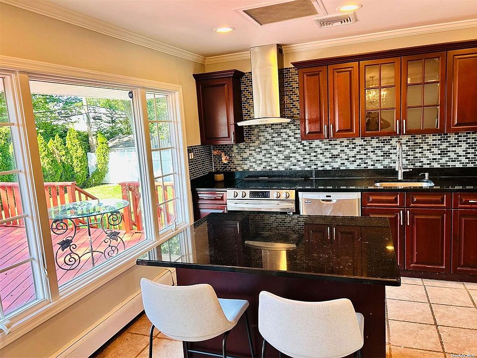 61 Magnolia Ln Jericho, NY, 11753 Apartments for Rent Zillow