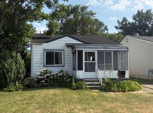 1746 E Goulson Ave, Hazel Park, MI 48030
