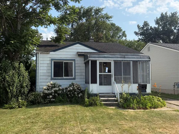 1746 E Goulson Ave, Hazel Park, MI 48030