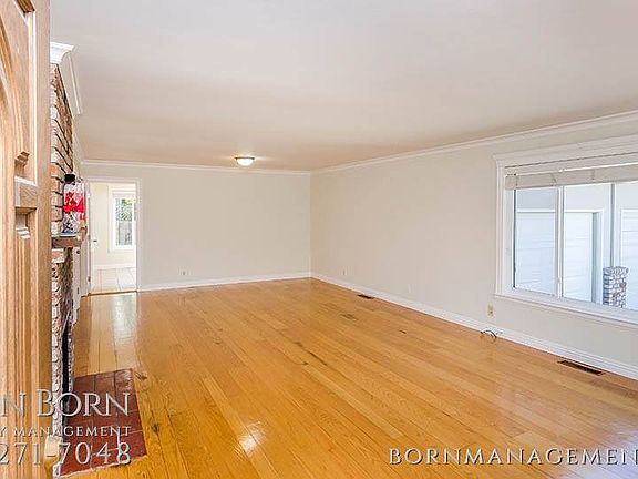 2nd image of 115 Madison Ave