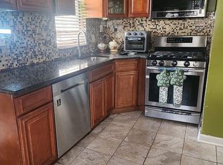 290 E 37th St, Brooklyn, NY 11203