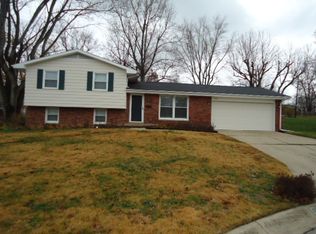 3033 Beech Ct, Columbus, IN 47203