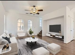 9389 Roping Cowboy Ave, Las Vegas, NV 89178