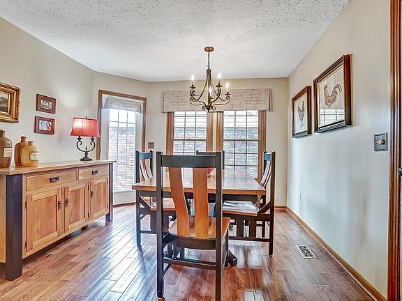 4th image of 1284 Cobblestone Ave