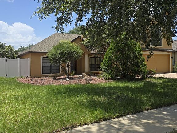 3rd image of 1171 Oak Landing Dr