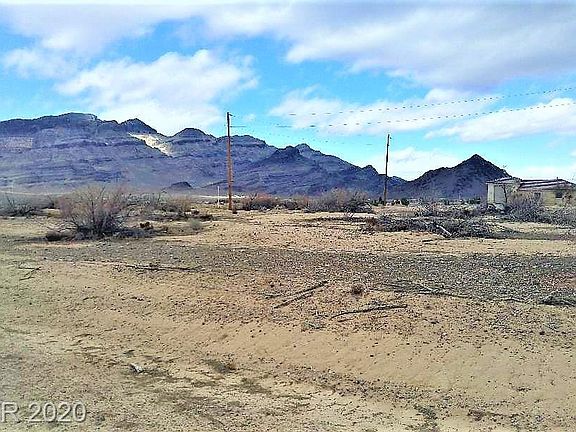 3rd image of 1490 Cometa Ln