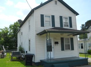 909 W Elizabeth St, Elizabeth City, NC 27909