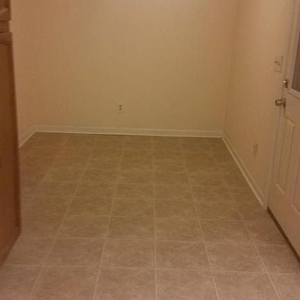 4th image of 818 W 13th St