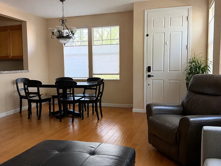 1611 Arianna Ln — Photo 10