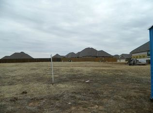 4106 NE Water Edge Dr, Lawton, OK 73507