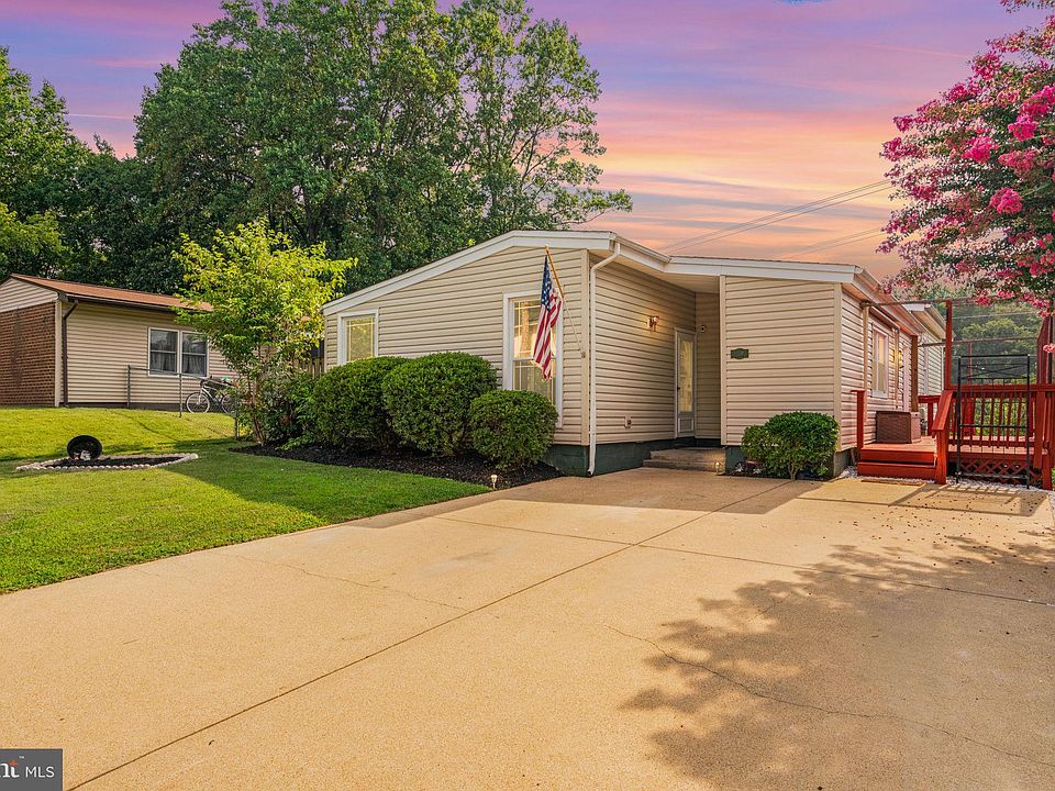 12702 Torrington St, Woodbridge, VA 22192 Zillow