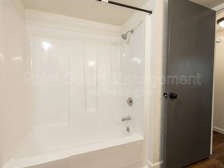 750 W Dayton Ave #204 — Photo 19