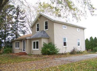 W6660 Abbott Dr, Random Lake, WI 53075
