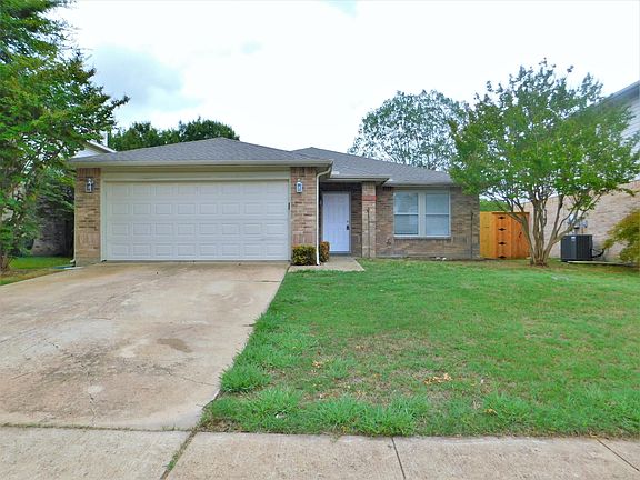2nd image of 8605 Mild Creek Ln