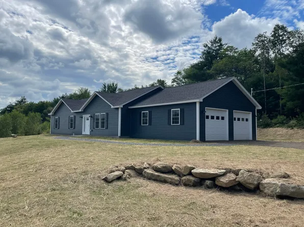 2 Howards Lane, Windsor, ME 04363