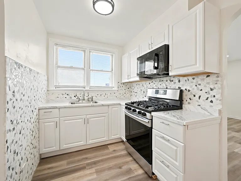 6713 E Roosevelt Blvd #2 — Photo 2