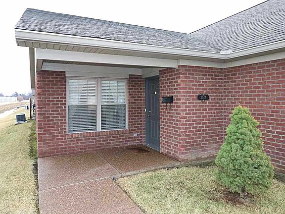 3rd image of 3047 Gardenia Dr