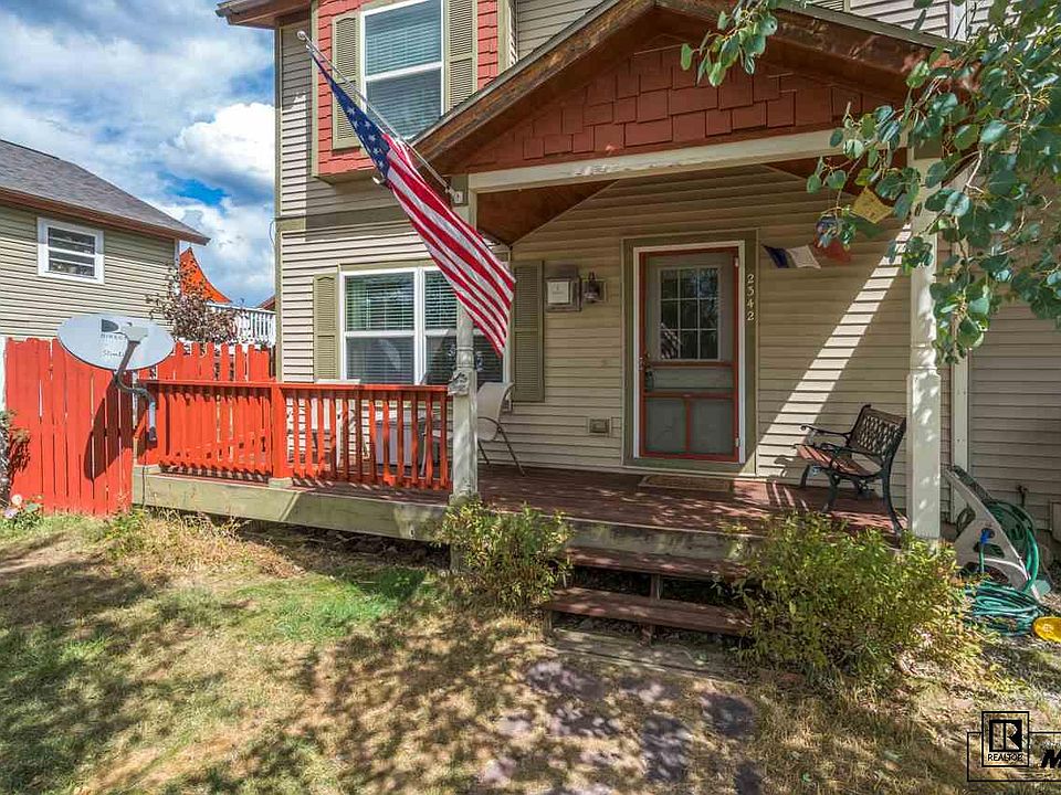 1st image of 2342 Savoy Pl