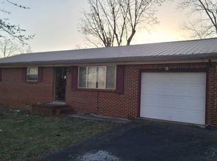 202 White Oak Dr, McMinnville, TN 37110