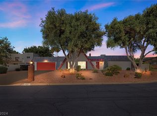 4480 Farmcrest Dr, Las Vegas, NV 89121