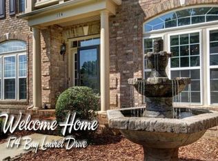 174 Bay Laurel Dr, Mooresville, NC 28115