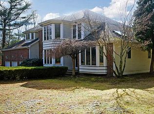 476 Weaver Hill Rd, West Greenwich, RI 02817