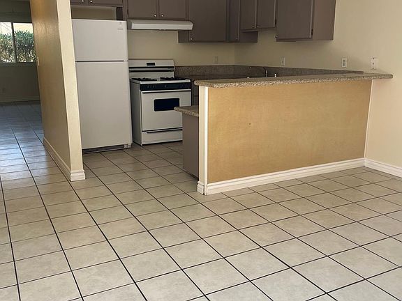 3rd image of 2788 Karen Ave APT 3