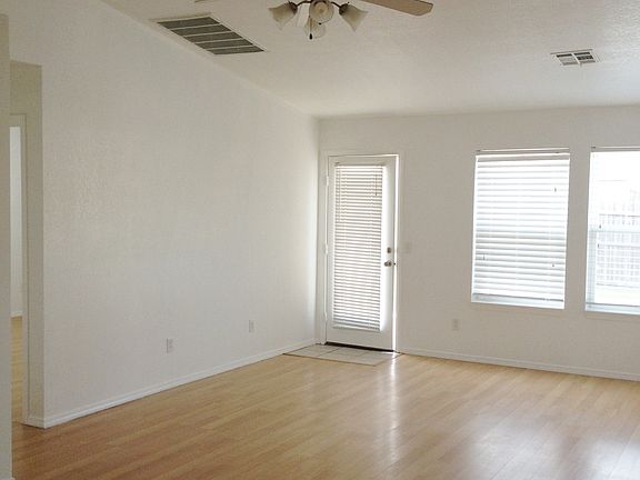 5th image of 5521 Bush Creek Way