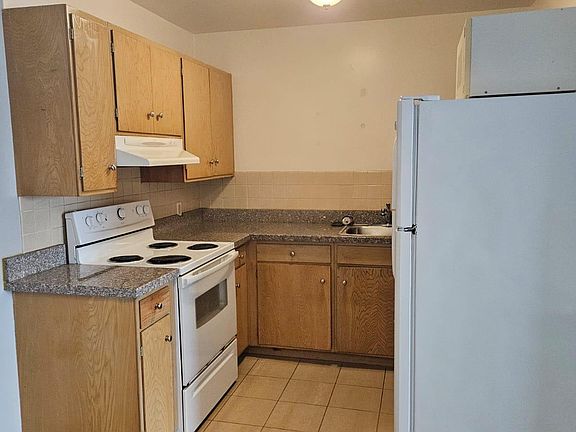 5th image of 45 Crestline Dr APT 5