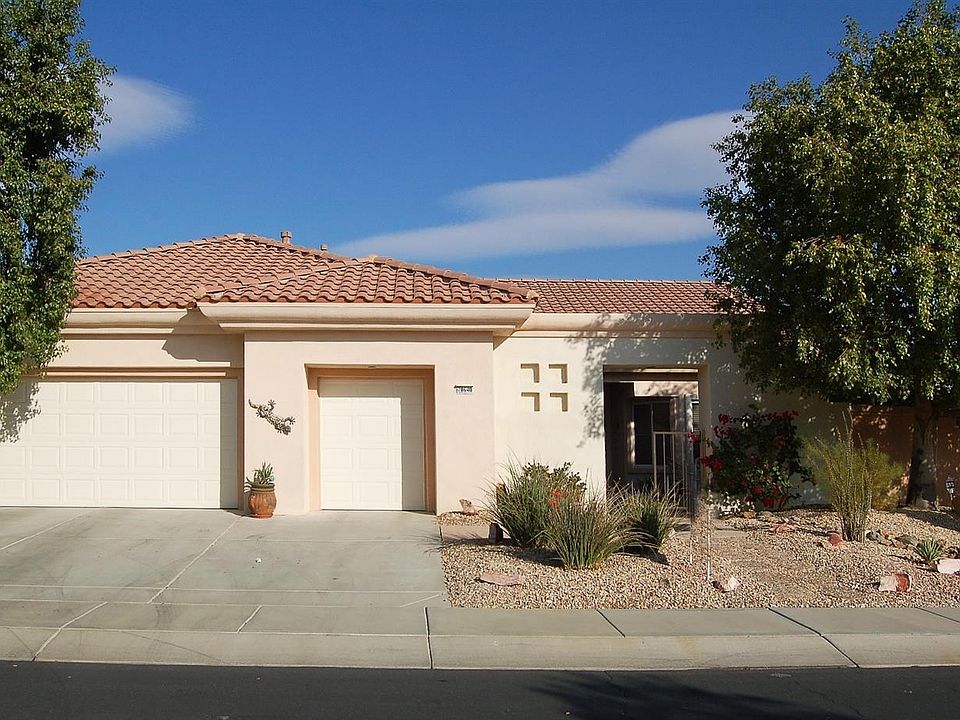 1st image of 78648 Bougainvillea Dr