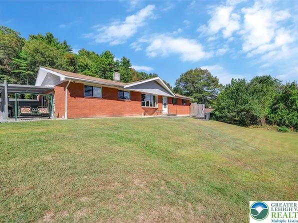 191 Farmers Ridge Rd, East Stroudsburg, PA 18301