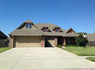 14011 E 101st St, Owasso, OK 74055