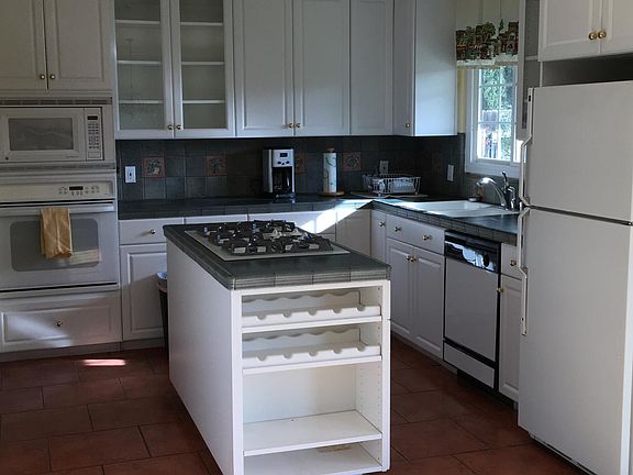 3rd image of 8900 New Dawn Dr