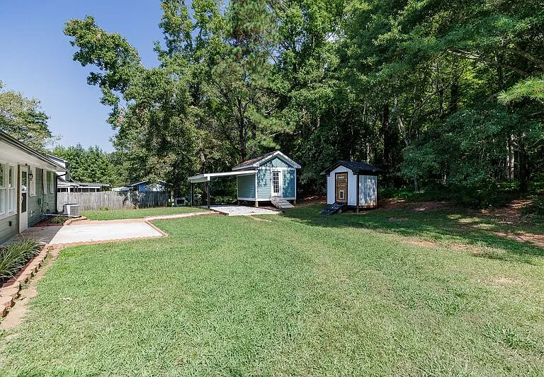 330 Monty Dr — Photo 30