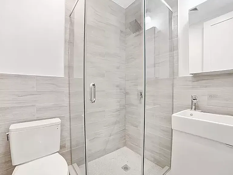 427 E 80th St #4D — Photo 4