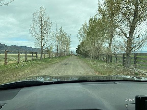 4th image of 420 County Road 27 Granger Crk