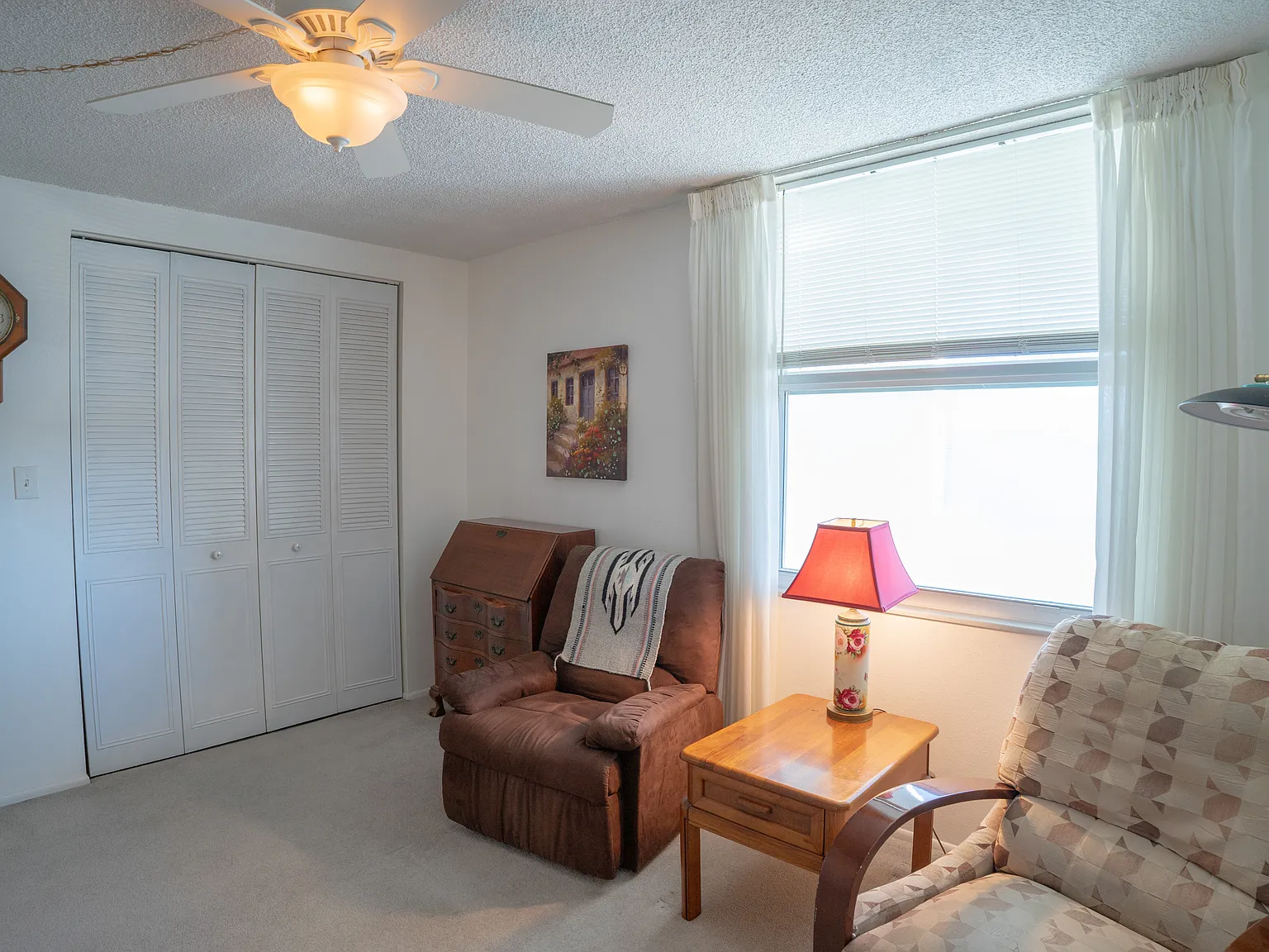 2 bed, 1084 sqft, $1,400 — Photo 4