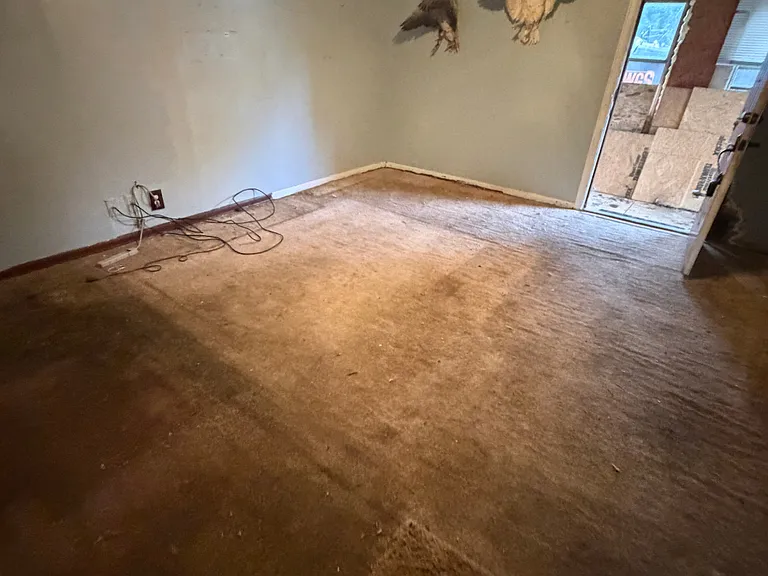 1404 Cody St — Photo 4