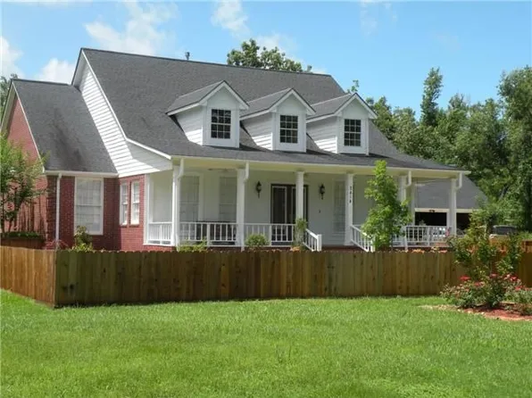 2414 Old Wallisville Rd, Wallisville, TX 77597