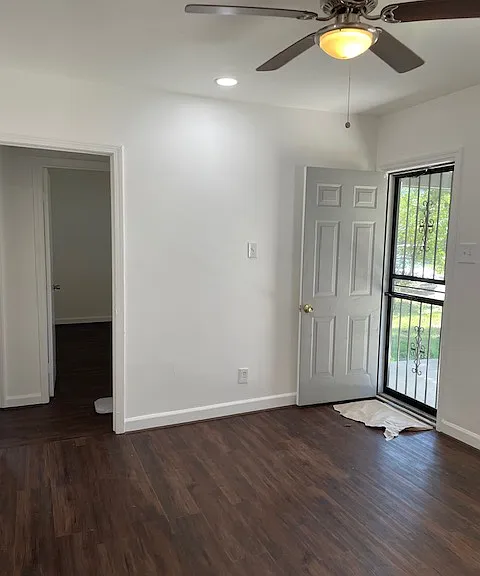 New Livingroom Flooring and Lighting