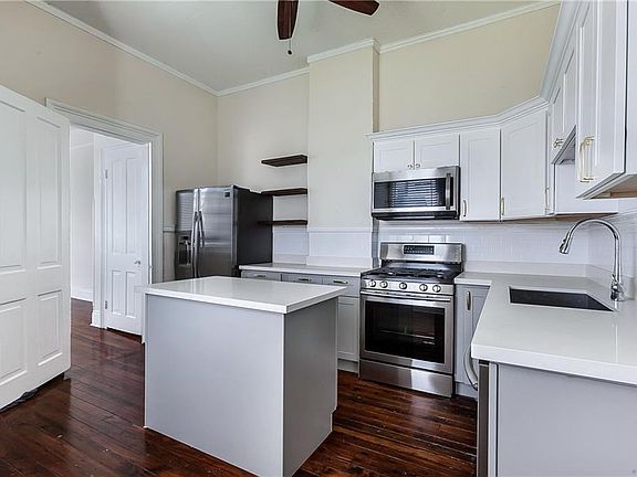 3rd image of 532-34 S Pierce St