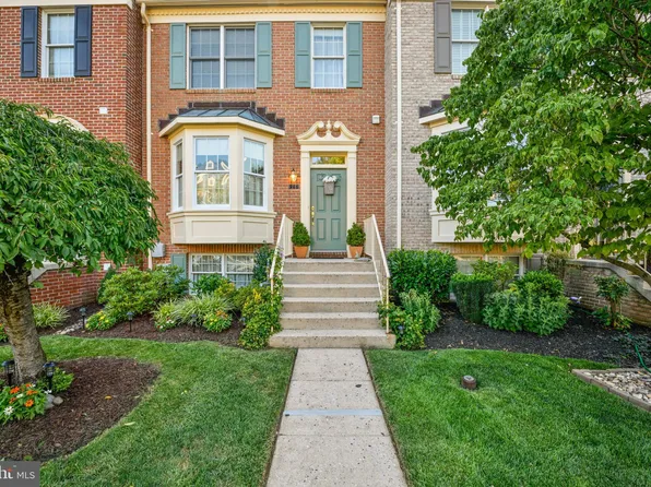 906 Walnut Wood Rd, Cockeysville, MD 21030