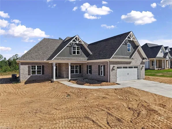 232 Cool Run, Lexington, NC 27295