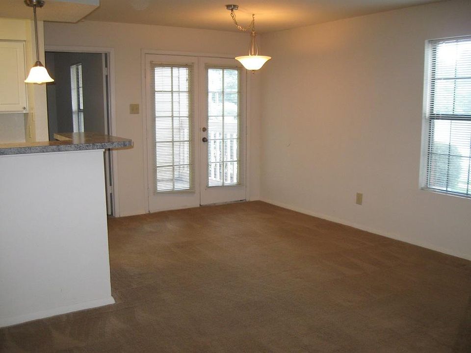 1st image of 3224 St Martins Trl APT 1206