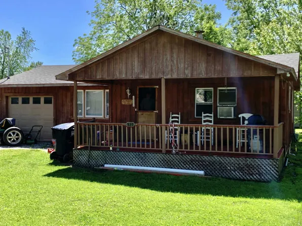 121 S Division St, Seymour, MO 65746