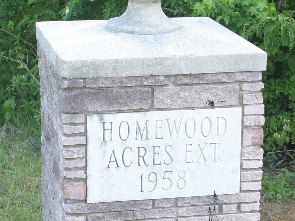 Monument sign at corner