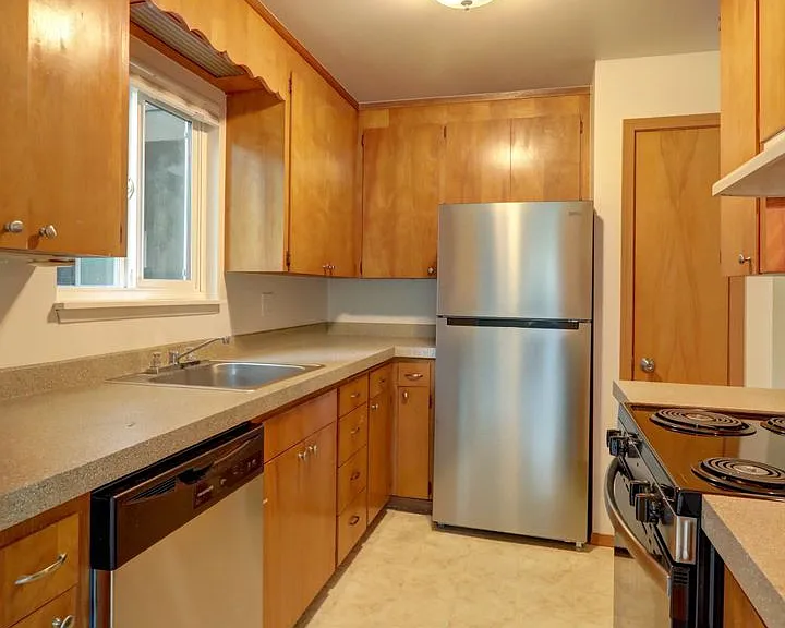 BC118-1 — Photo 7