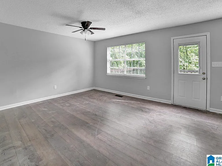 1051 Ivy Creek Trl #1051 — Photo 13
