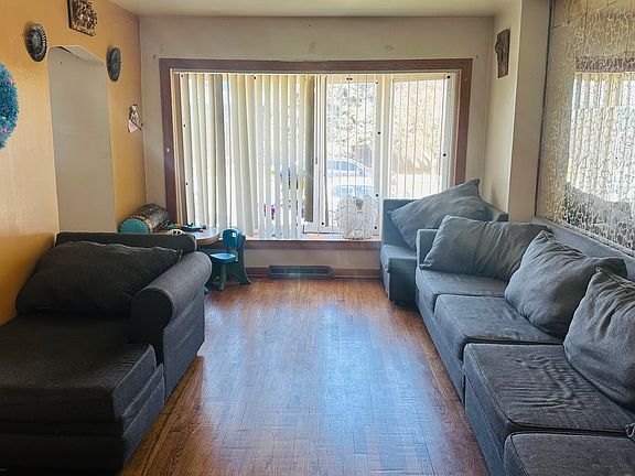 2nd image of 4953 S Laramie Ave