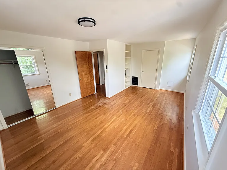 5820 Castle Rock Rd — Photo 9